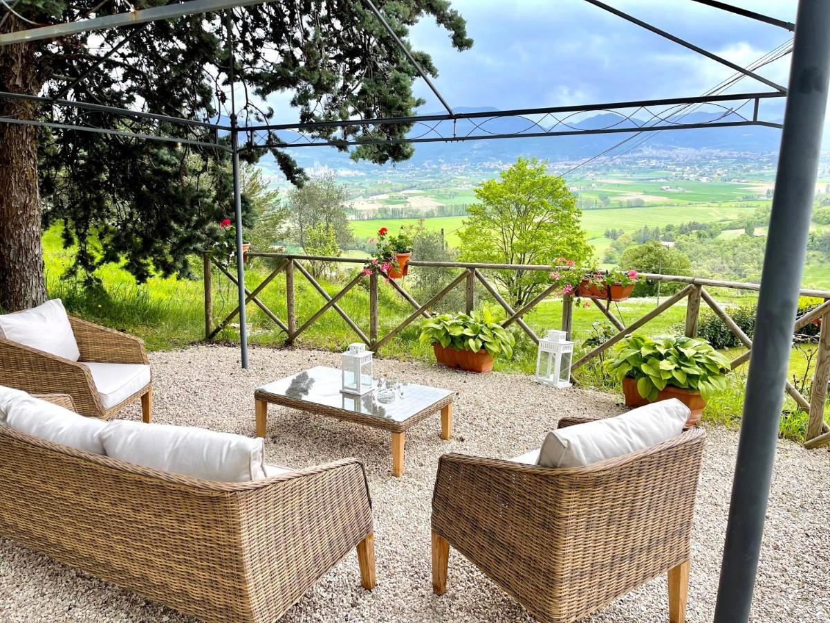 La Panoramica Gubbio - Maison De Charme - Casette E Appartamenti Self Catering Per Vacanze Meravigliose! Luaran gambar