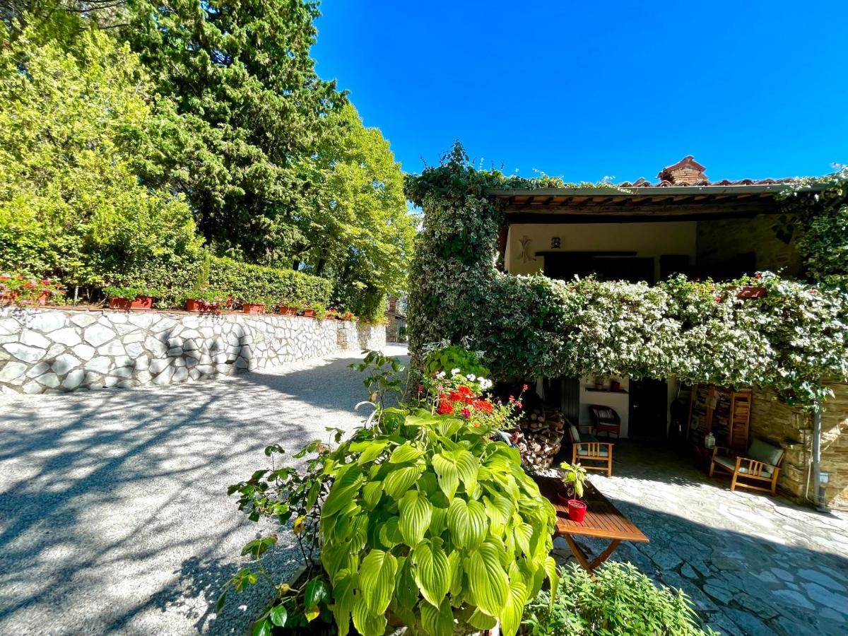 La Panoramica Gubbio - Maison De Charme - Casette E Appartamenti Self Catering Per Vacanze Meravigliose! Luaran gambar