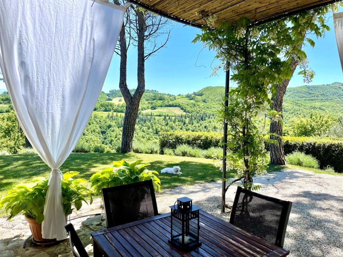 La Panoramica Gubbio - Maison De Charme - Casette E Appartamenti Self Catering Per Vacanze Meravigliose! Luaran gambar