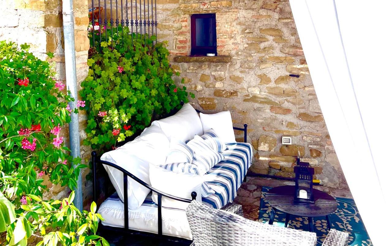 La Panoramica Gubbio - Maison De Charme - Casette E Appartamenti Self Catering Per Vacanze Meravigliose! Luaran gambar